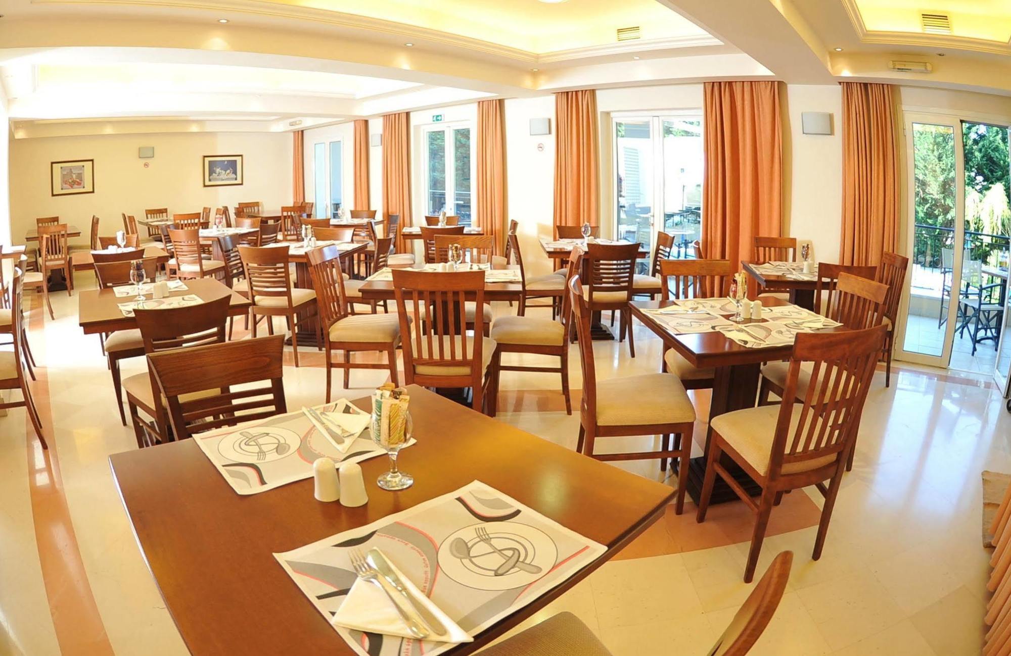 Corfu Hellinis Hotel カノニ エクステリア 写真
